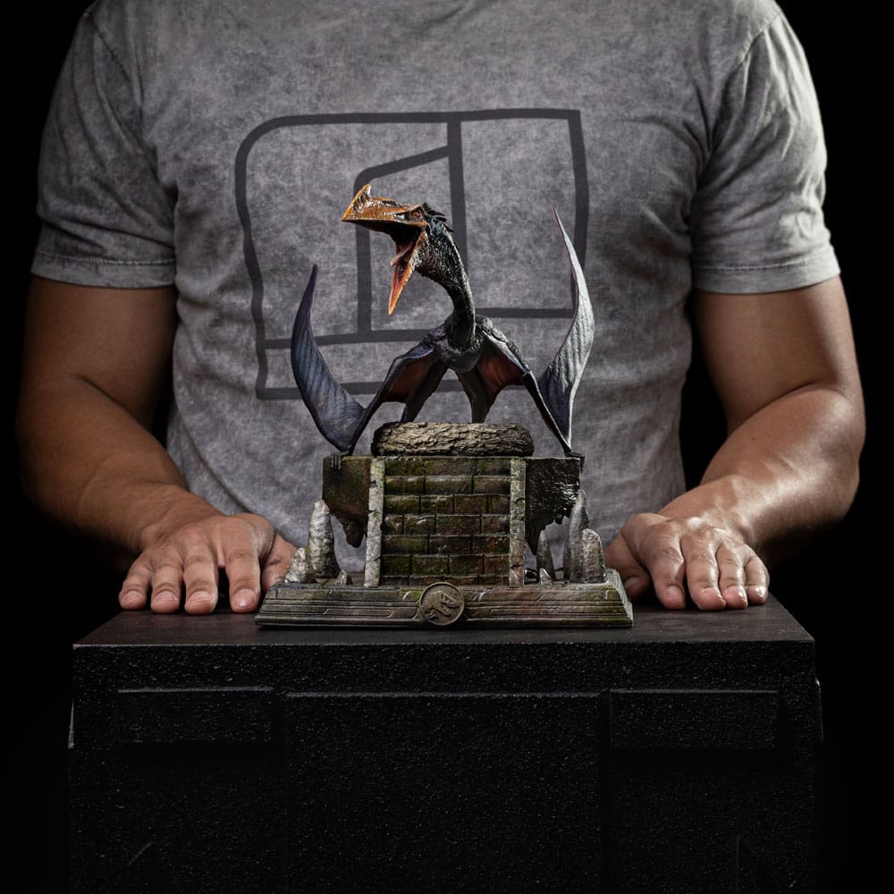 Jurassic World: Die Wiedergeburt Icons Statue Quetzalcoatlus 26 cm