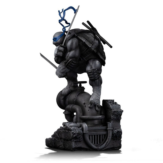 Teenage Mutant Ninja Turtles Art Scale Statue 1/10 Leonardo Black and White Variant 26 cm heo exclusive