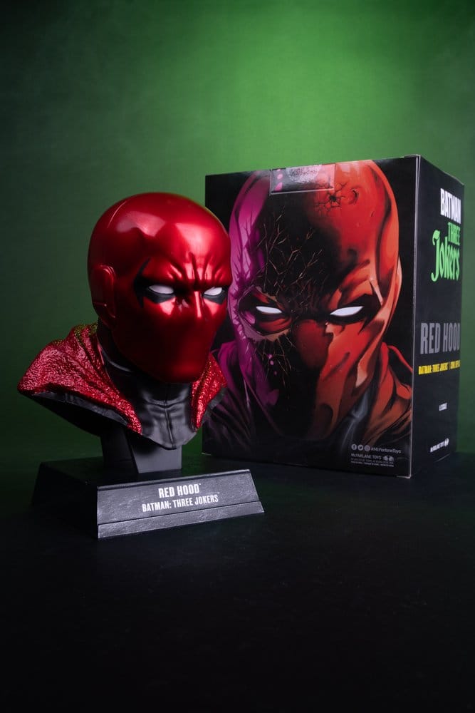 DC Direct Prop-Replik 1/3 Red Hood Cowl (Batman: Three Jokers) 18 cm 