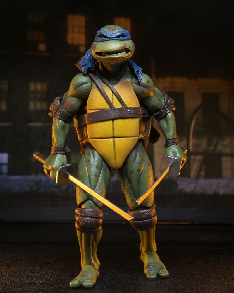 Teenage Mutant Ninja Turtles (1990 Movie) Actionfigur Roof Top Battle Shredder vs Leo 18 cm
