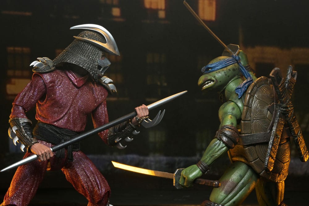 Teenage Mutant Ninja Turtles (1990 Movie) Actionfigur Roof Top Battle Shredder vs Leo 18 cm