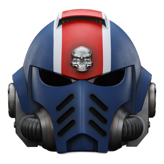 Warhammer 40,000: Space Marine 2 Replik Ultramarines Lieutenant Titus Helm 30 cm
