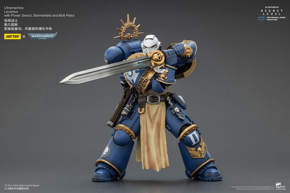 Warhammer 40,000 Actionfigur Ultramarines Levantus with Power Sword, Stormshield and Bolt Pistol 13 cm