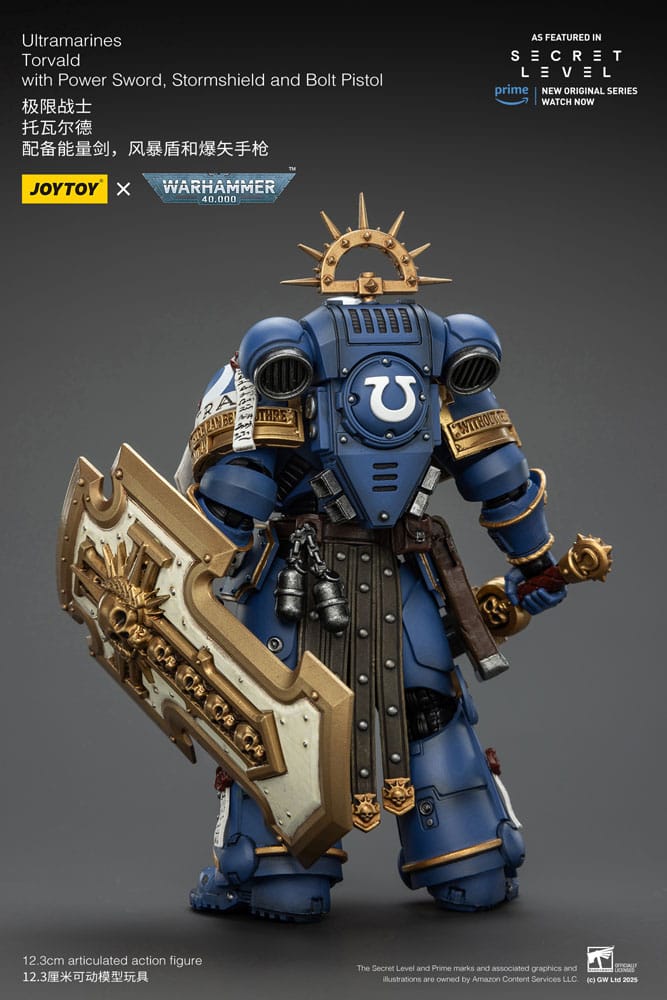 Warhammer 40,000 Actionfigur Ultramarines Torvald with Power Sword, Stormshield and Bolt Pistol 13 cm