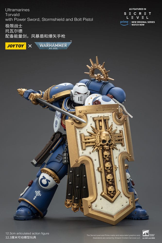 Warhammer 40,000 Actionfigur Ultramarines Torvald with Power Sword, Stormshield and Bolt Pistol 13 cm