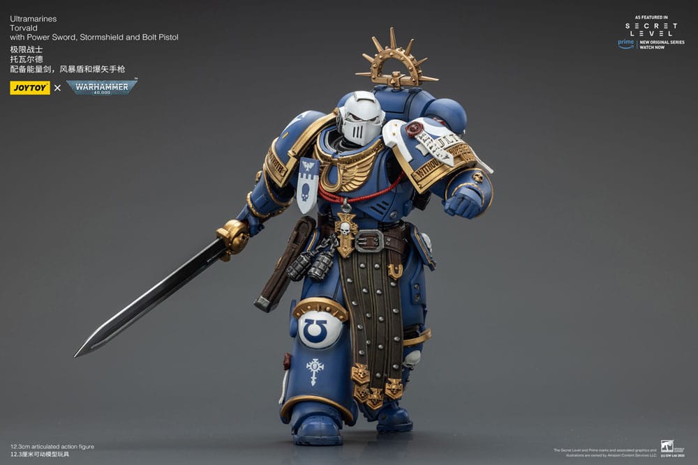 Warhammer 40,000 Actionfigur Ultramarines Torvald with Power Sword, Stormshield and Bolt Pistol 13 cm