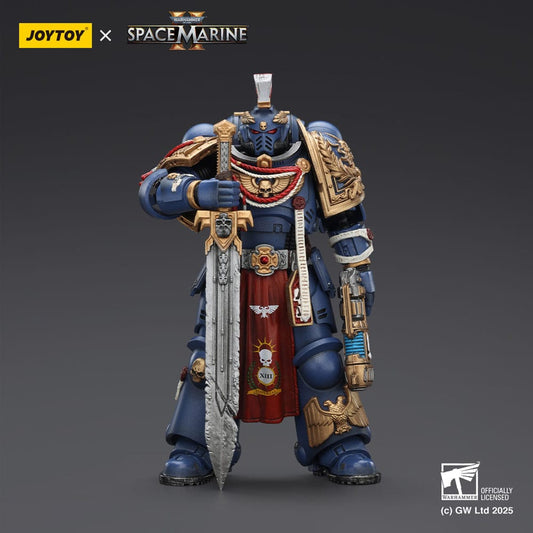 Warhammer 40,000: Space Marine 2 Actionfigur Ultramarines Relic Primus Armourwith Plasma Pistol and Combat Blade 13 cm